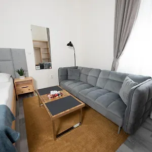 penzion-moveinn.praguehotelsweb.com/
