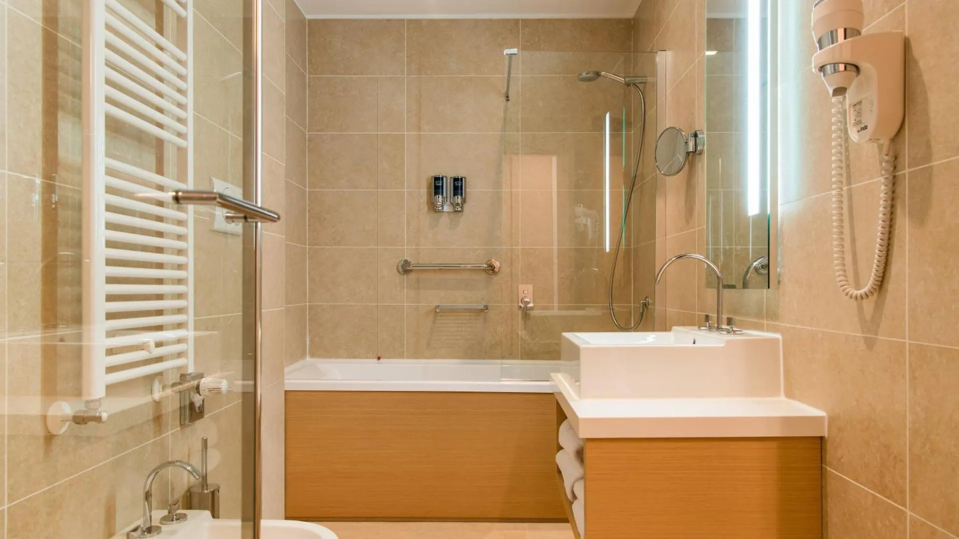 Four Points By Sheraton Venice Mestre 4*,